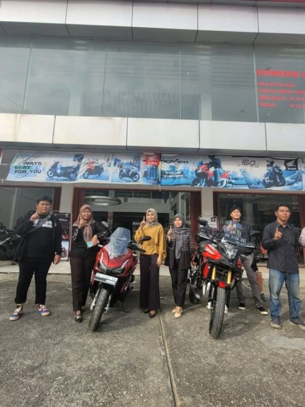 galeri bobby racing shop (2) galeri bobby racing shop (2)